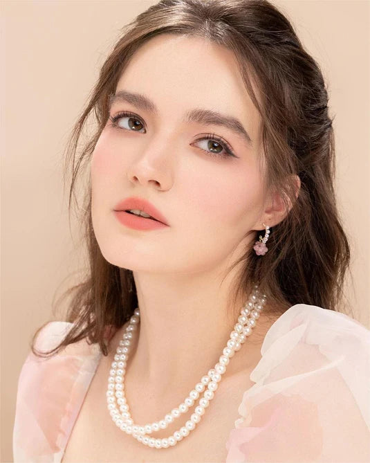 Flower Knows – Strawberry Rococo Embossed Blush (01 Angel Chanson)