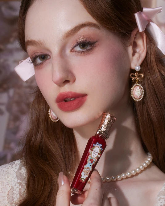 Flower Knows – Strawberry Rococo Series Cloud Lip Cream