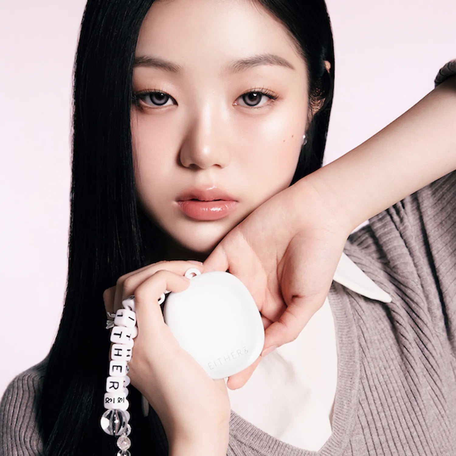 Glow Pixel – Cushion Mini 23N Sand