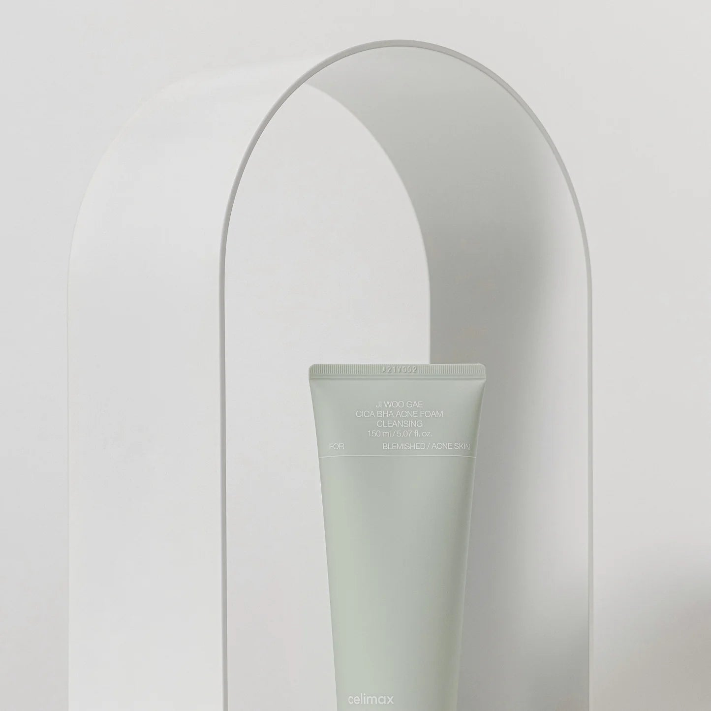 Celimax Ji Woo Gae Cica BHA Acne Foam Cleansing – 150 ml
