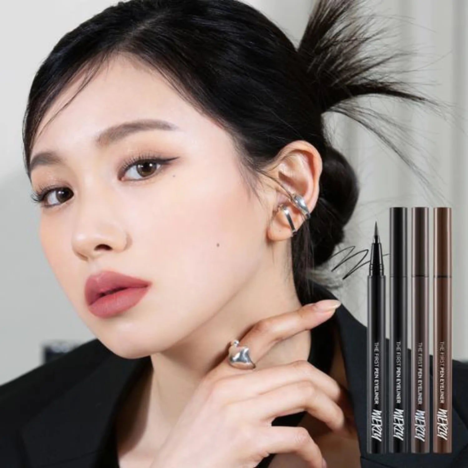 Merzy – The First Pen Eyeliner [Oreo] 0.5g