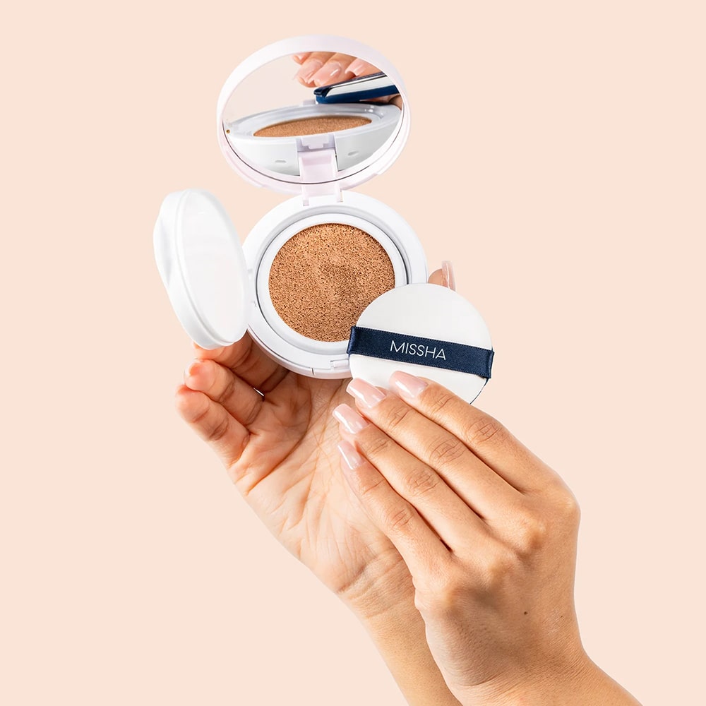 [MISSHA] Magic Cushion Moist Up SPF 50+ PA+++ (15g)