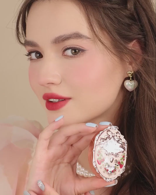 Flower Knows – Strawberry Rococo Embossed Blush (01 Angel Chanson)